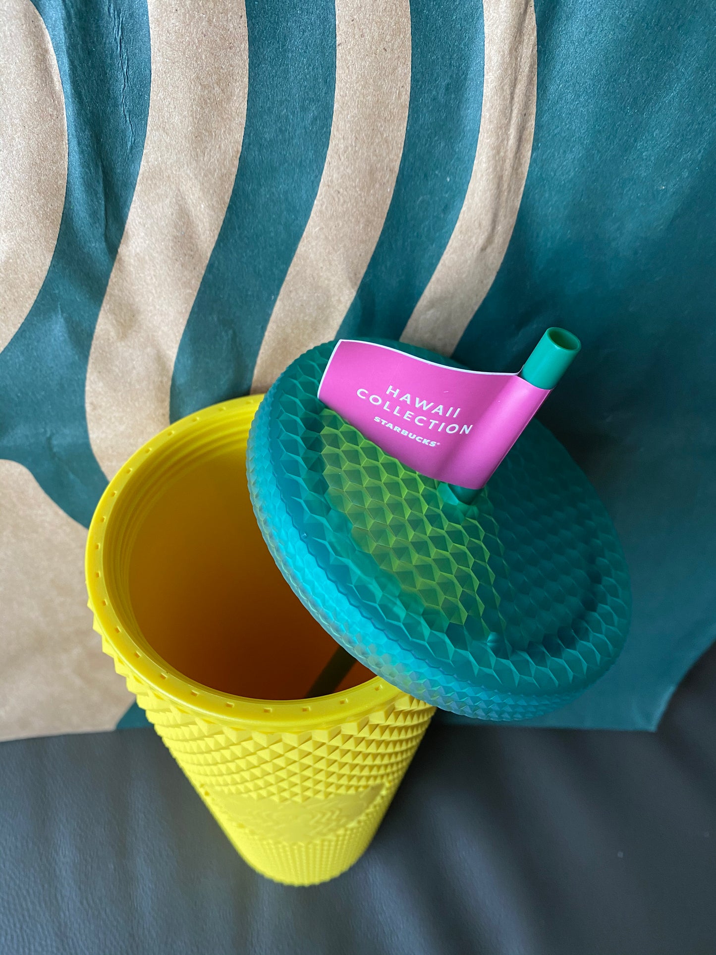 Hawaii Exclusive Pineapple Studded Tumbler